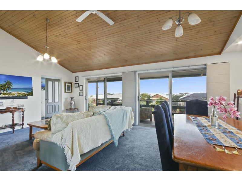 51 Fullarton Drive, Paynesville VIC 3880