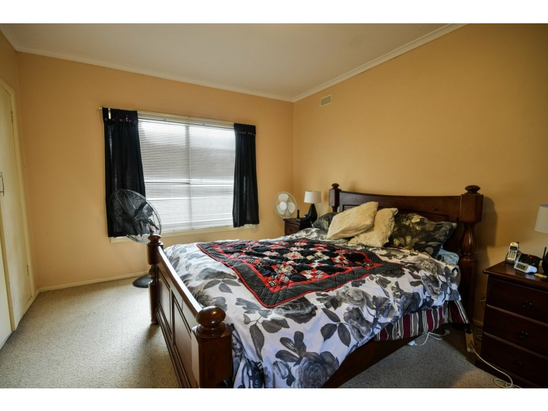 4 Tambo Avenue, Paynesville VIC 3880