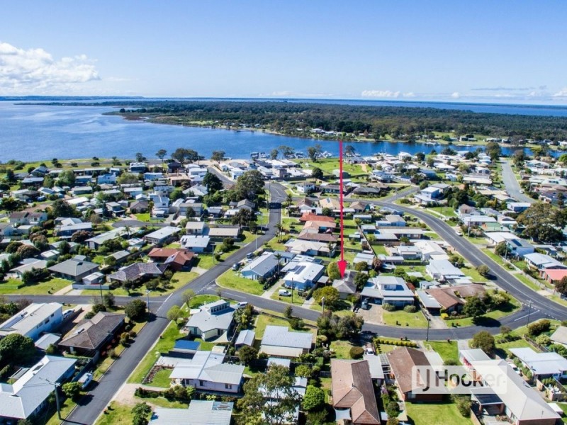 4 Tambo Avenue, Paynesville VIC 3880
