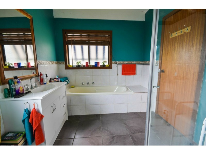 36 Vaughan Street, Paynesville VIC 3880