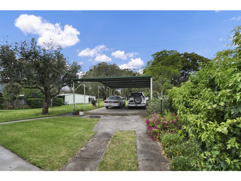 131 Western Boulevard, Raymond Island VIC 3880