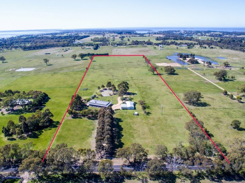 165 Lake Victoria Road, Eagle Point VIC 3878