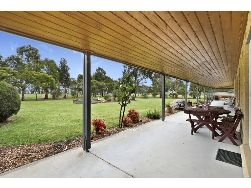 165 Lake Victoria Road, Eagle Point VIC 3878