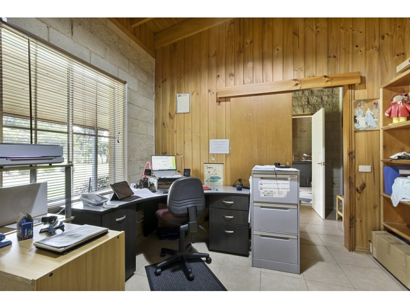 165 Lake Victoria Road, Eagle Point VIC 3878