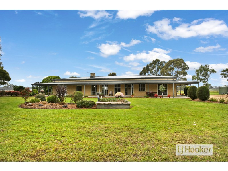 165 Lake Victoria Road, Eagle Point VIC 3878