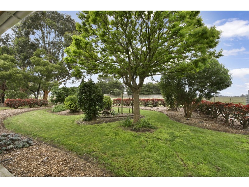 165 Lake Victoria Road, Eagle Point VIC 3878