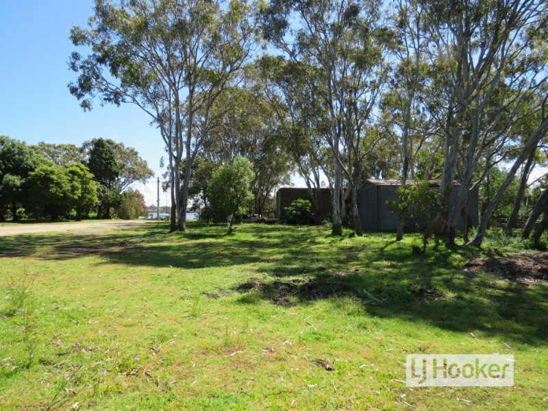 30 Fourth Avenue, Raymond Island VIC 3880