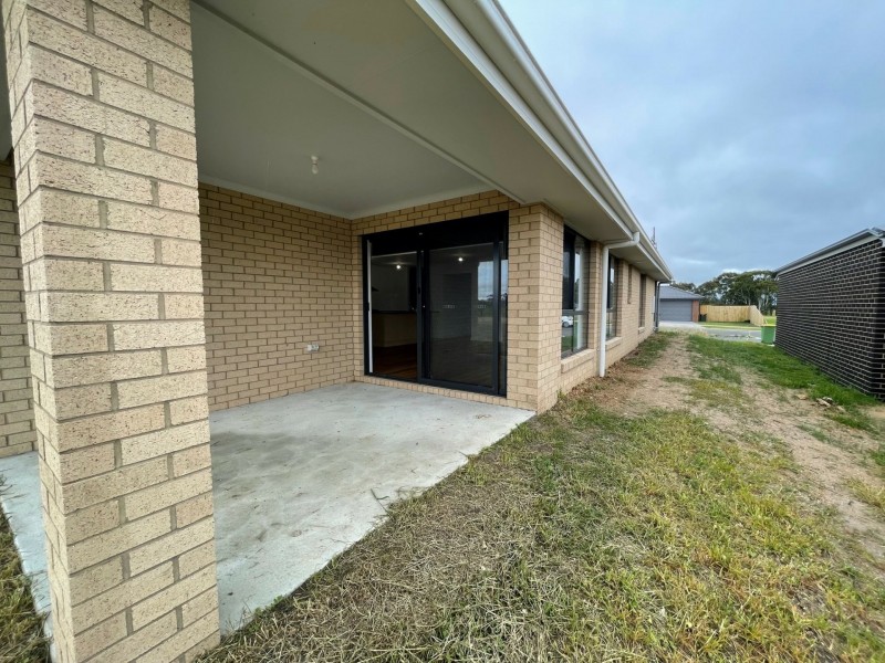 26 Cardinal Drive, Eagle Point VIC 3878