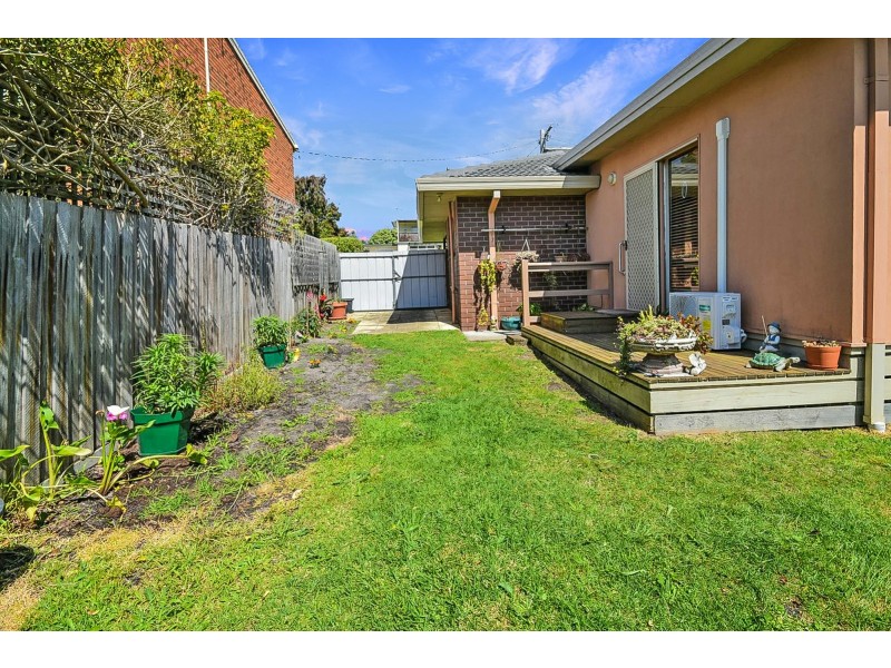 37 McMillan Grove, Paynesville VIC 3880