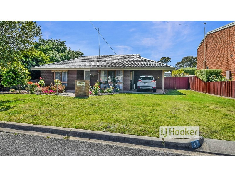 37 McMillan Grove, Paynesville VIC 3880