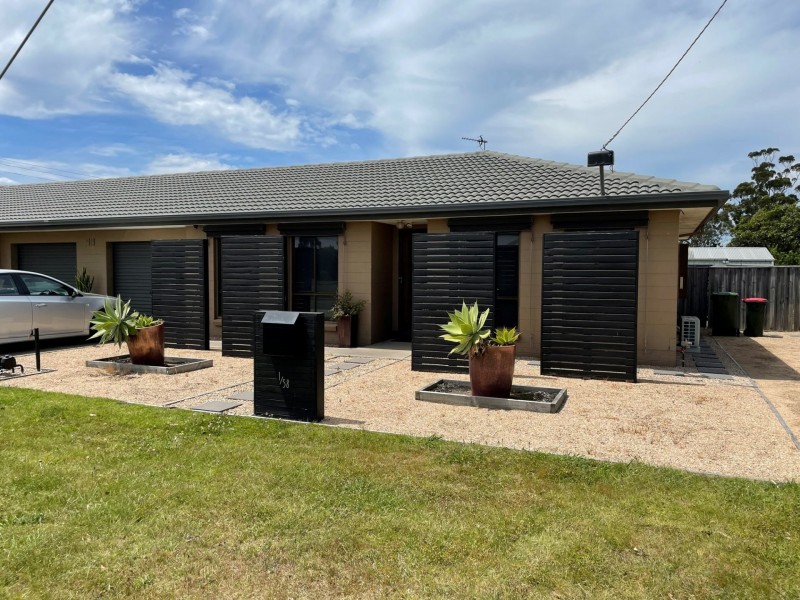 Unit 1/58 Vaughan  Street, Paynesville VIC 3880