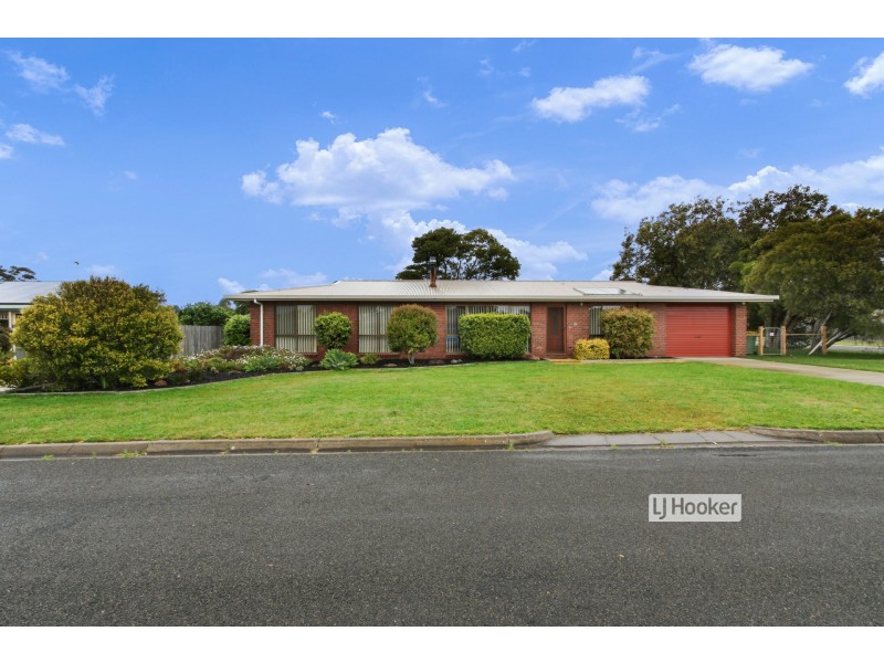 10 Lake Valley Way, Newlands Arm VIC 3875