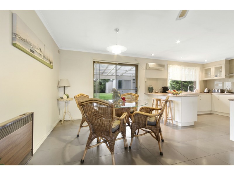 10 Lake Valley Way, Newlands Arm VIC 3875