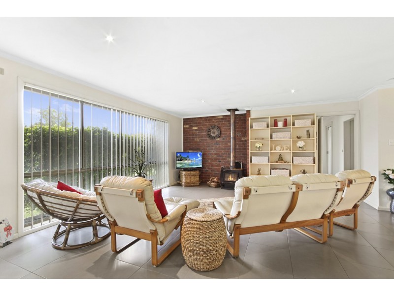 10 Lake Valley Way, Newlands Arm VIC 3875