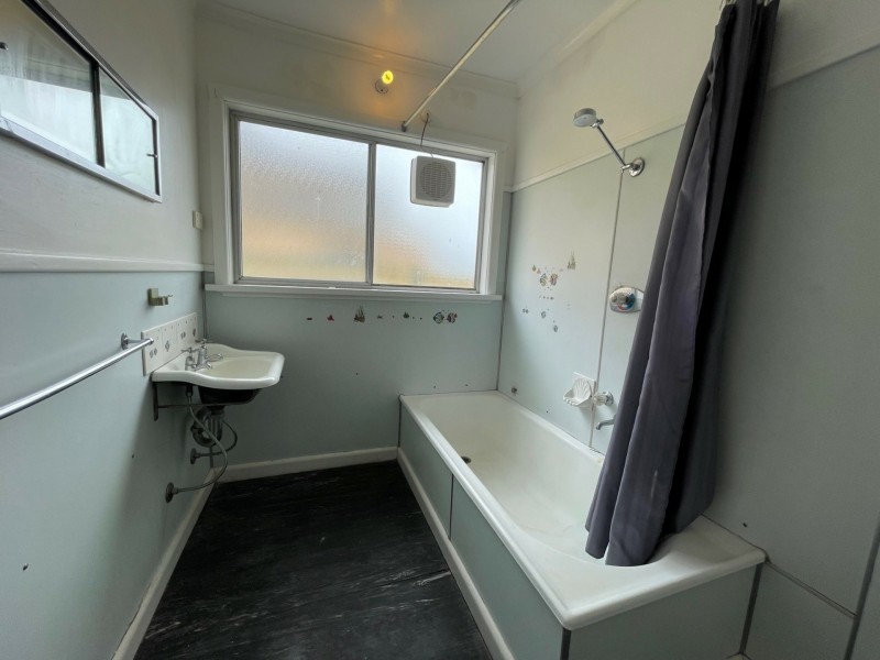 12 McMillan Grove, Paynesville VIC 3880