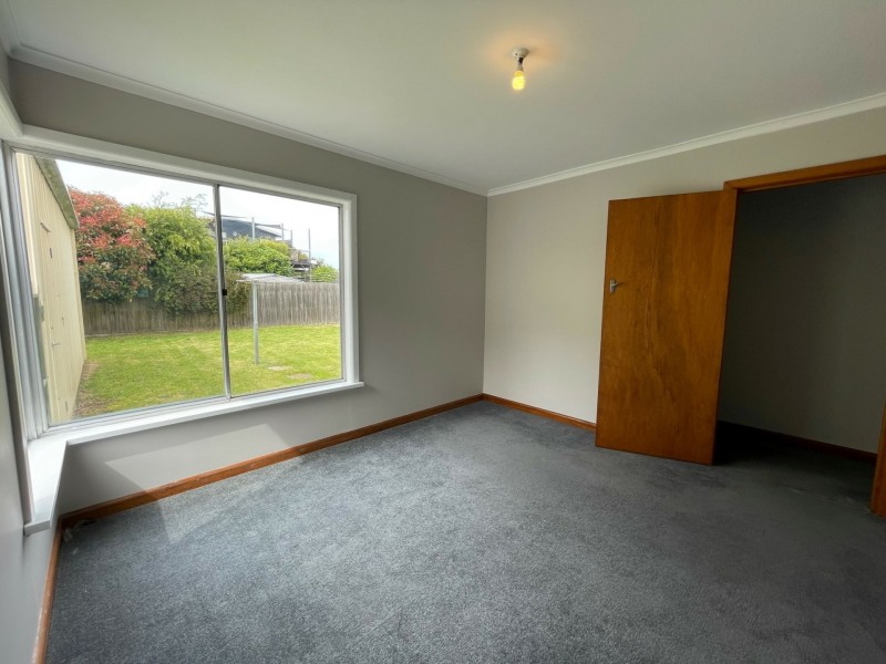 Unit 1/12 McMillan Grove, Paynesville VIC 3880