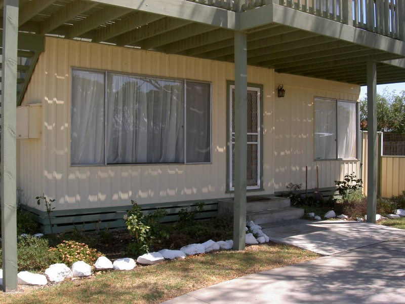 Unit 1/12 McMillan Grove, Paynesville VIC 3880