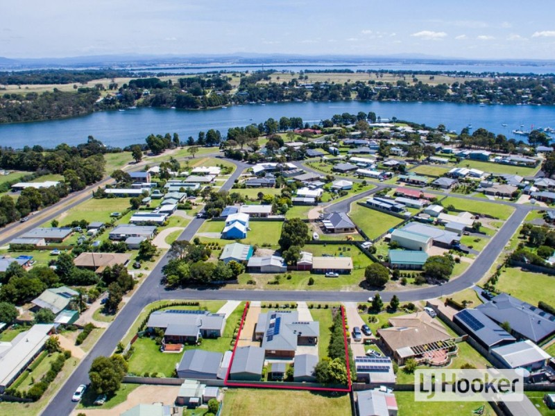 4 Midway Avenue, Newlands Arm VIC 3875