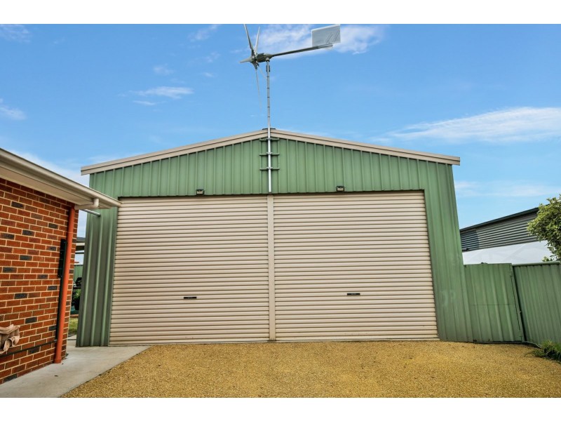 4 Midway Avenue, Newlands Arm VIC 3875