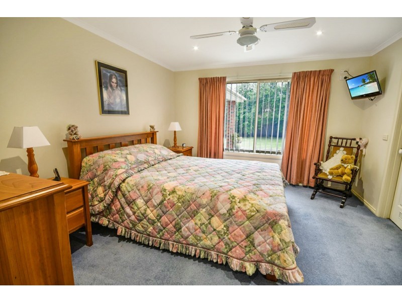 4 Midway Avenue, Newlands Arm VIC 3875