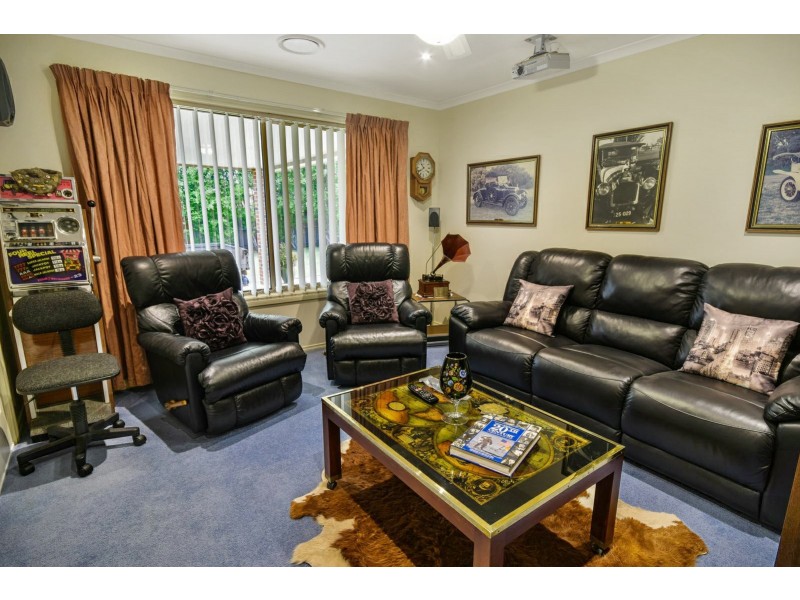 4 Midway Avenue, Newlands Arm VIC 3875