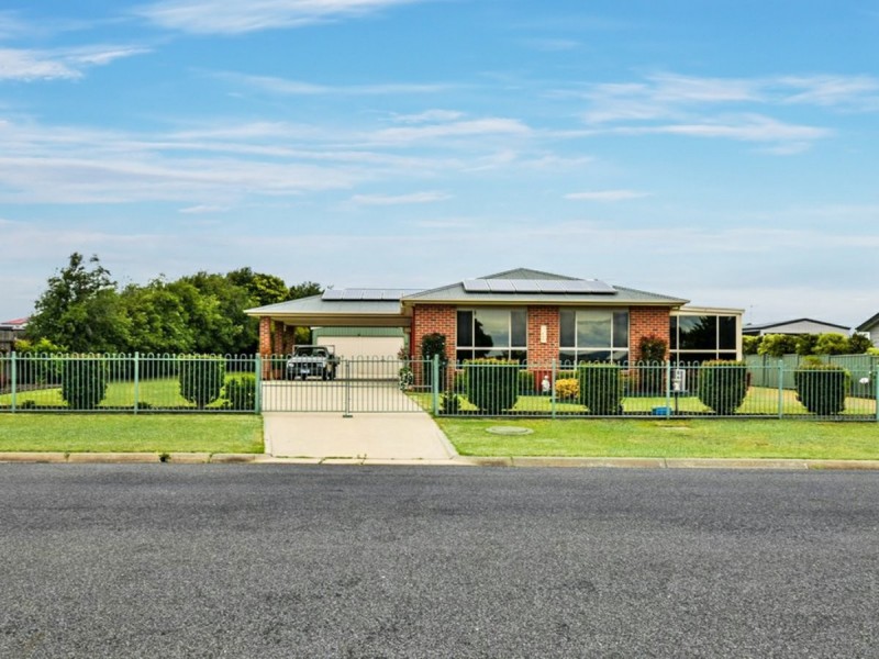 4 Midway Avenue, Newlands Arm VIC 3875
