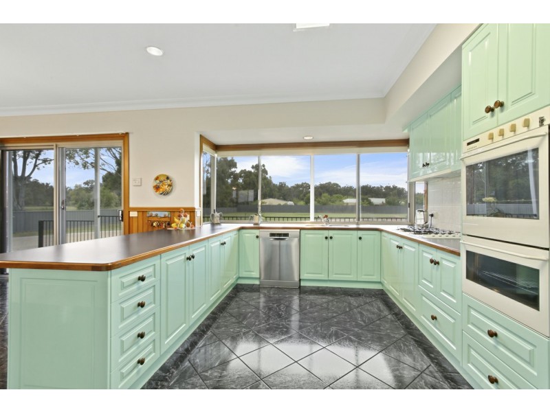 45 Simpsons Drive, Newlands Arm VIC 3875