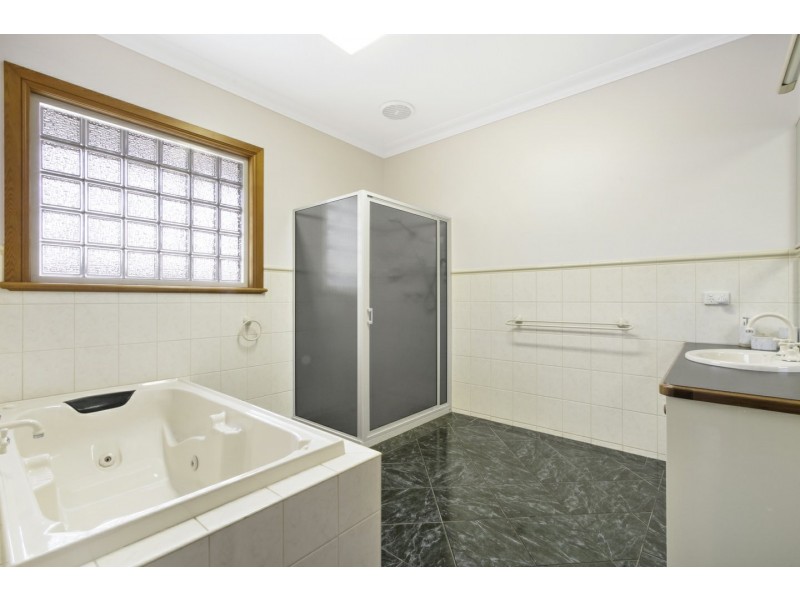 45 Simpsons Drive, Newlands Arm VIC 3875
