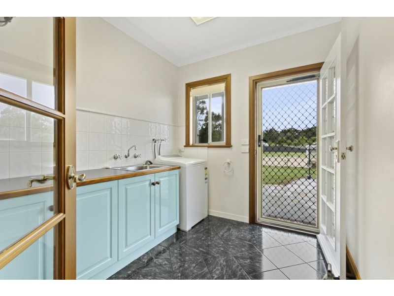 45 Simpsons Drive, Newlands Arm VIC 3875