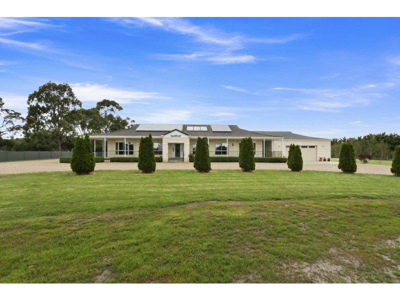 45 Simpsons Drive, Newlands Arm VIC 3875