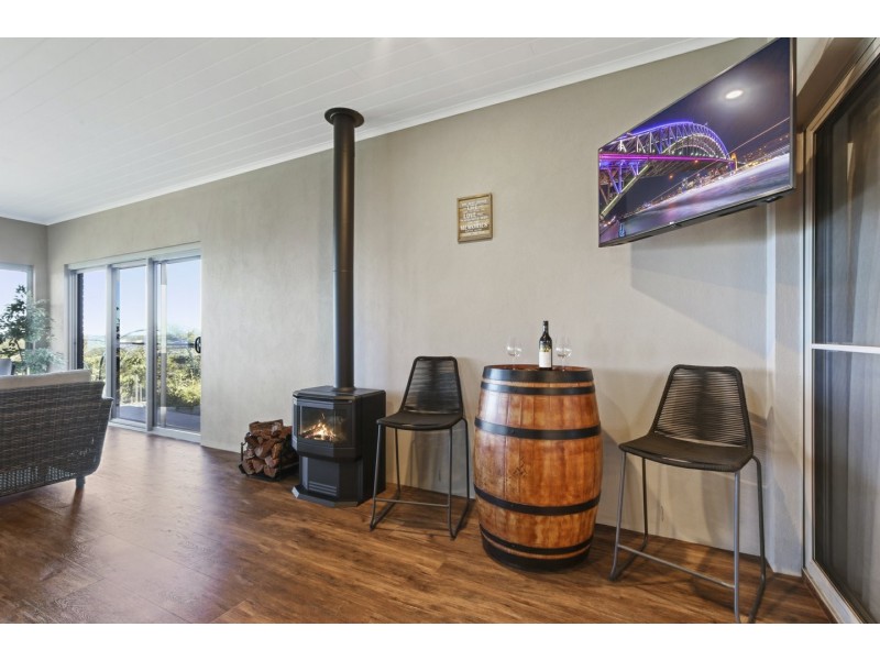 14 Eagle Bay Terrace, Paynesville VIC 3880