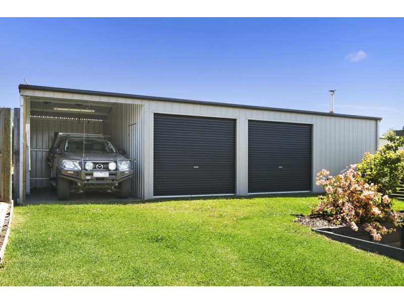 14 Village Fair Drive, Newlands Arm VIC 3875