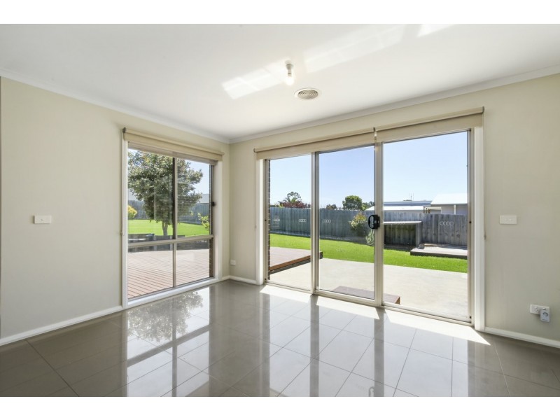 14 Village Fair Drive, Newlands Arm VIC 3875