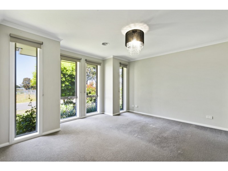 14 Village Fair Drive, Newlands Arm VIC 3875