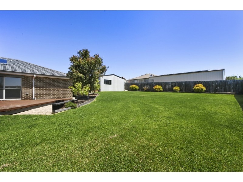 14 Village Fair Drive, Newlands Arm VIC 3875
