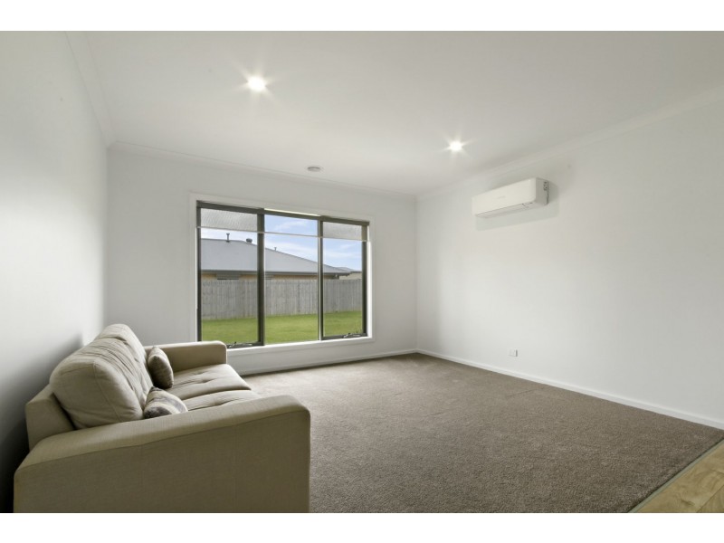 15 Bishop View, Paynesville VIC 3880