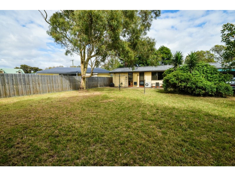18 Reynolds Street, Paynesville VIC 3880