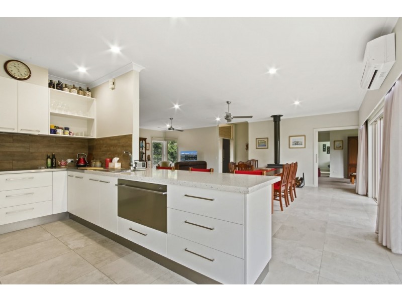 4 River Gum Close, Eagle Point VIC 3878