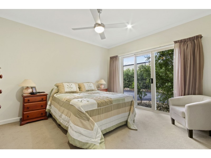4 River Gum Close, Eagle Point VIC 3878