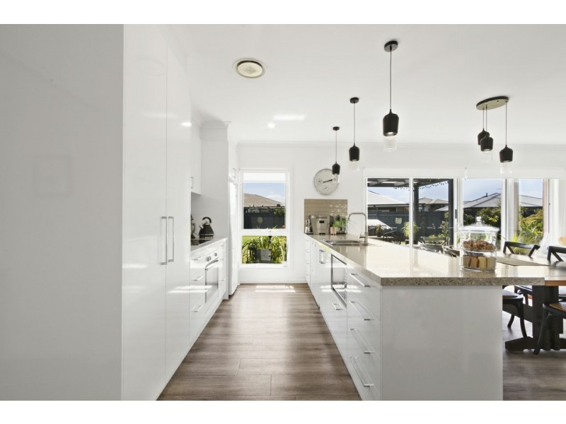 3 Caddie Court, Paynesville VIC 3880