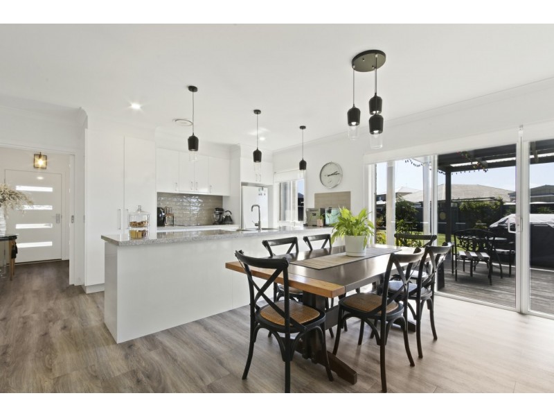 3 Caddie Court, Paynesville VIC 3880