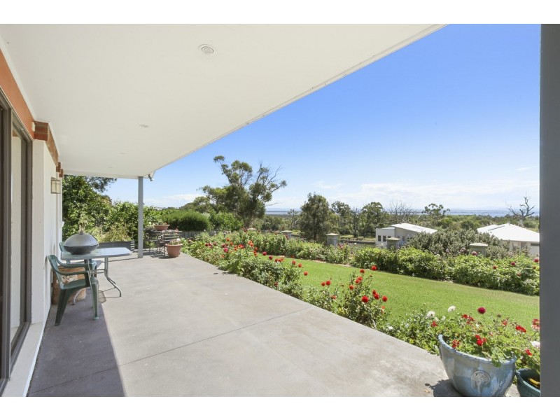 23 Windermere Terrace, Paynesville VIC 3880