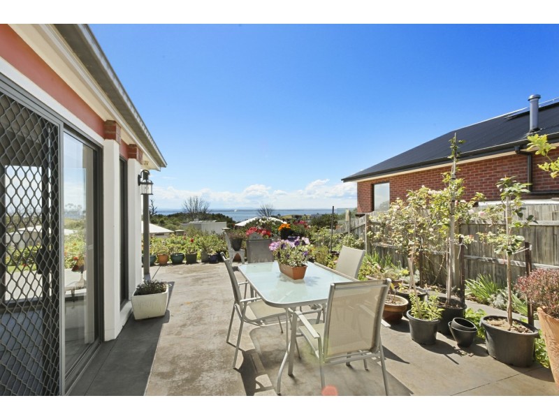 23 Windermere Terrace, Paynesville VIC 3880