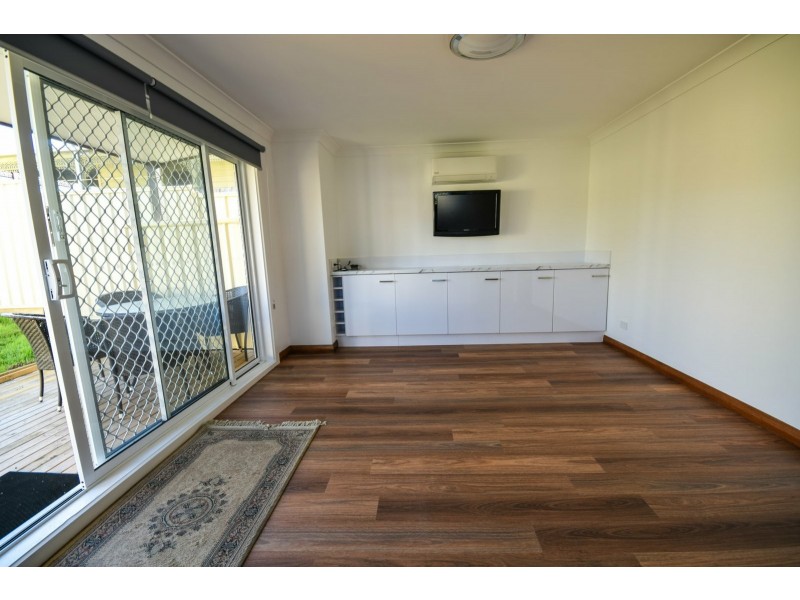 Unit 1 & 1A/28-30 Main Road, Paynesville VIC 3880