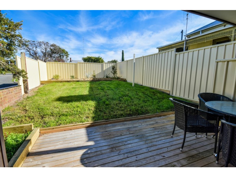 Unit 1 & 1A/28-30 Main Road, Paynesville VIC 3880