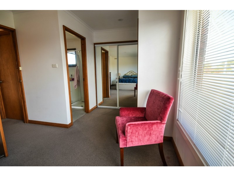 Unit 1 & 1A/28-30 Main Road, Paynesville VIC 3880