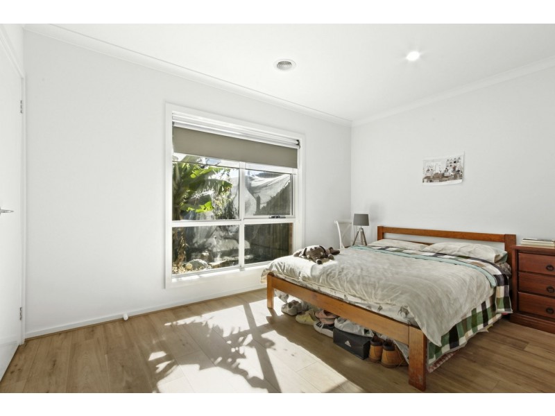 11 Seagreen Close, Eagle Point VIC 3878