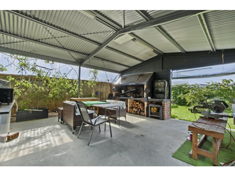 11 Seagreen Close, Eagle Point VIC 3878