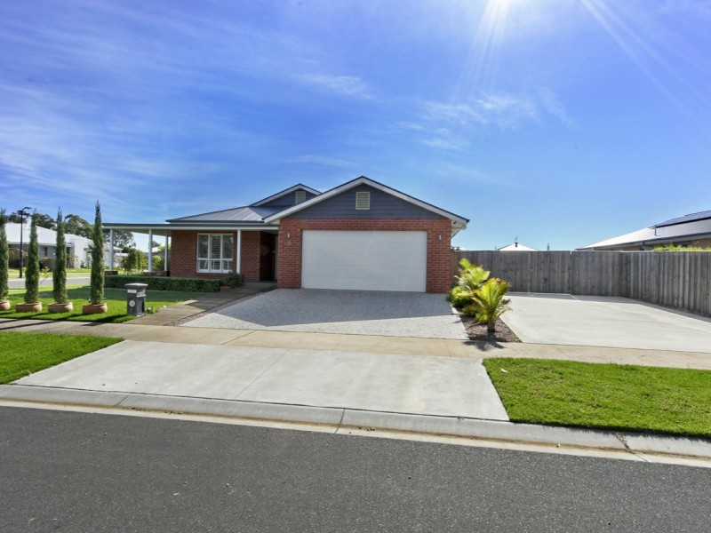 11 Seagreen Close, Eagle Point VIC 3878