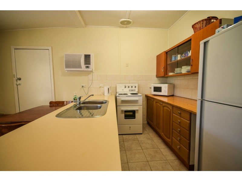 135 Bay Road, Eagle Point VIC 3878